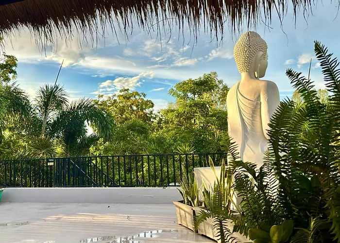 Сasa de vacaciones Private Bungalow, Large Salt Water Pool & Jacuzzi, Super Fast Wifi 100mbps Ciudad de Siem Riep
