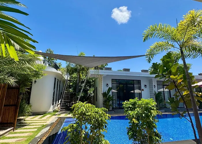 Private Bungalow, Large Salt Water Pool & Jacuzzi, Super Fast Wifi 100mbps * Ciudad de Siem Riep